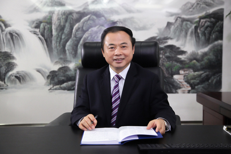 腾博官网股份董事长张天任